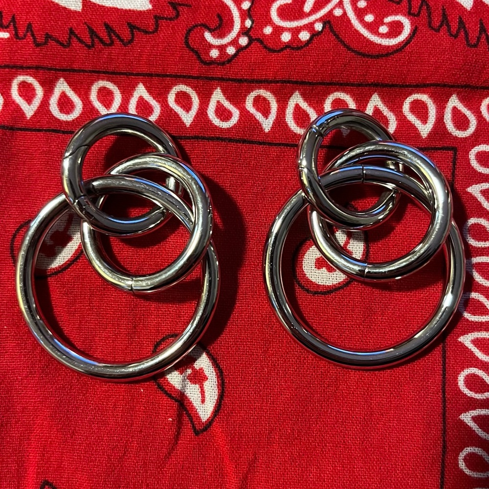 Brand new 6g ear weights